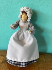 Dienstmagd  Frau Erna Meyer