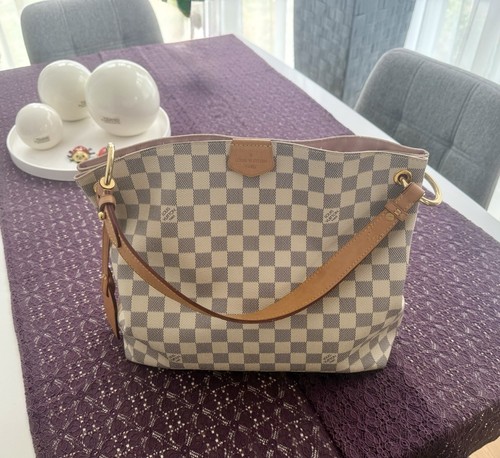Louis vuitton graceful - louis, pm