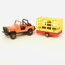 Jeep CJ-7 mit Trailer (Löwe im Käfig) circa 1:64, Holiday Club, leicht bespielt