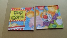 3 Cocktail-Servietten (25 cm) Clown mit Luftballons u. Zuckerwatte neben Popcorn