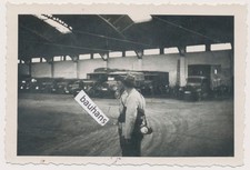 Foto Wehrmacht Fahrzeughalle
