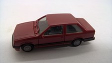 Herpa Opel Corsa A TR Stufenheck dunkelrot (18)