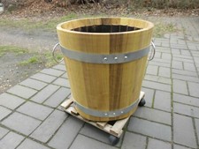 Holz-Blumenkübel Akazie