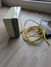 NAS Synology DiskStation DS211J mit 2 Stück HDD 2TB  Seagate Barracuda ges. 4TB