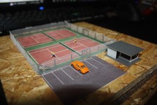 Tennis Anlage incl. Vereinsheim und  Parkplatz Spur N 1:160