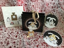 Limit. Edition Weihnachten 2019: Chanel No5 Miniatur,Sticker,Duftkarte,Anhänger