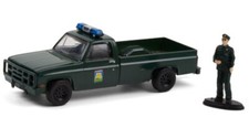 CHEVROLET M1008 + Officier Figure - 1986 - green - Greenlight 1:64