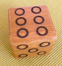 Holzwürfel - großer Würfel aus Holz - Eiche - 7 x 7 x 7 cm