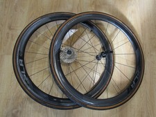 Giant SLR-1 Carbon 40 Clincher Rennrad Laufradsatz Reifen Zipp DT Swiss Mavic