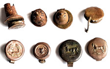 Antike Pfeifenköpfe