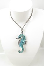 Funkelndes Strass-Seepferdchen