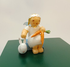 Margeritenengel sitzend mit