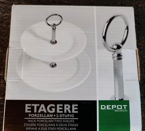 Etagere von depot - etagere, stöckig
