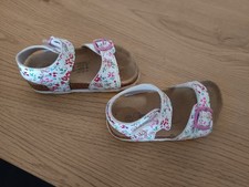 Kindersandalen Mädchen Größe 22