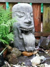 Wasserspeier - Tiki Skulptur -