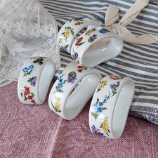 Serviettenringe, Porzellan mit