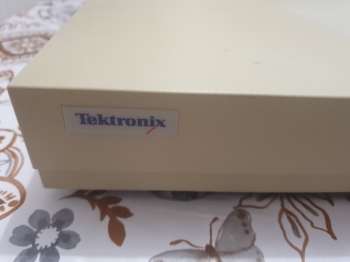 Tektronix xp117c terminal - tektronix, x-terminal