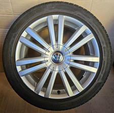 1x original VW Touran Alufelge 7x17 ET47, Nardo 1T0601025F SR 225/45, 5,1mm 2023