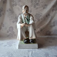 Zsolnay Pecs Porzellan Figur