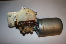 Windshield wiper motor