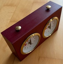 BHB Schachuhr Analog Holz