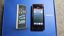 Nokia  X6-00 - 16GB - Schwarz und Rot (Ohne Simlock) Smartphone in OVP
