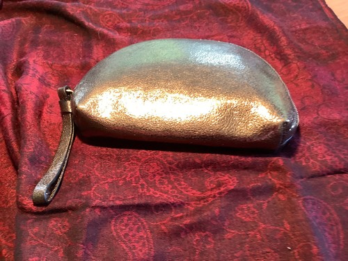 Clutch mit trageriemen von - clutch,