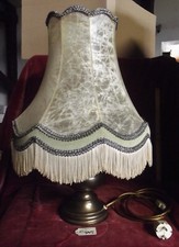 Lampe, Tischlampe Nr. 345, Messing, schwer, Patina, Schirm, E 27 Fassung