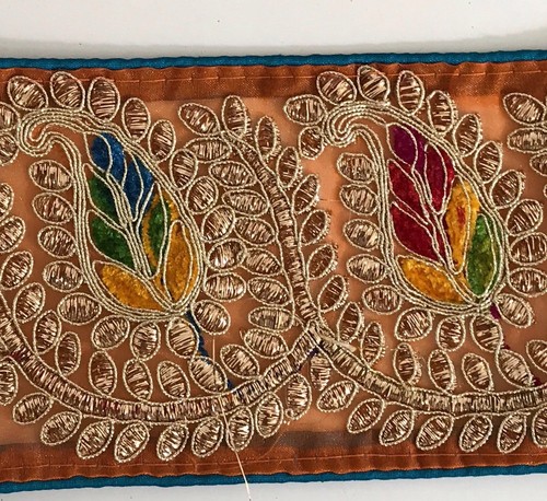 Attraktive indische gold - attraktive,