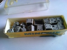Spur N...MINITRIX....6551 Versch. Behälter ( 15 stück f. behält..OVP...NEUWERTIG