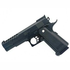 Kugelpistole mit Magazin