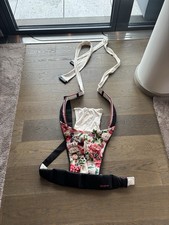 Wie NEU Cybex Platinum Babytrage Yema Tie Spring Blossom Baby Carrier