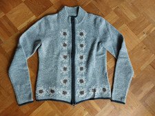 Luis Steindl, Strickjacke