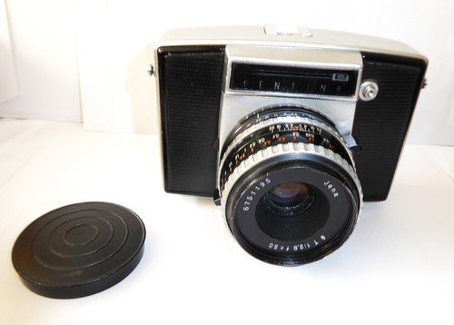 Vintage kamera pentina - pentina, e