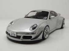 Porsche 911 RWB 997 silber