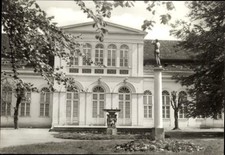 Ak Strelitz Alt Neustrelitz in Mecklenburg, Fassade der... - 4684968