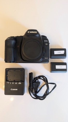 Canon eos mark - canon,