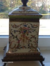 Sehr schöne Deckel vase 