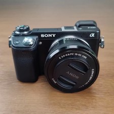 Sony Alpha NEX-6 16.1 MP