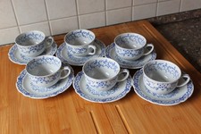 6 Tassen mit 6 Untertassen