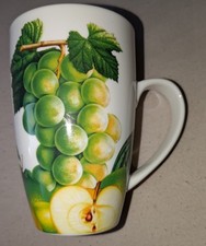 Schöner Kaffeebecher mit Obstdekor Trauben Motiv 425ml