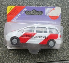 SIKU 1368 Volkswagen VW Sharan weiß Rettungswagen. Metall. OVP Blister Karte