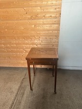 Empire Spieltisch in Mahagoni