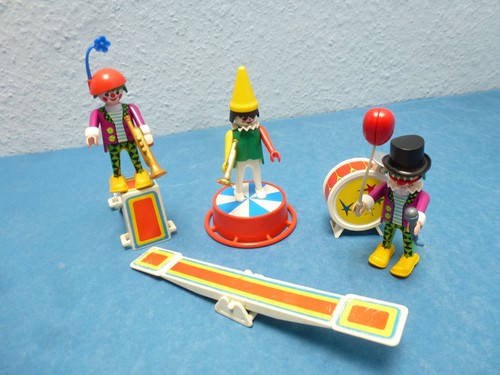 Clown figuren zu zirkus - x,