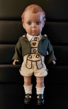 Schildkröt - Puppe (Hans?) in Trachtenkleidung