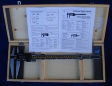 Digital - Meßschieber 300 mm