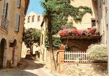 Le Castellet Var Rue droite Eglise XII siècle Collection Lumière et Beauté de la