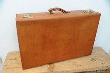 Lederkoffer antik, Made in