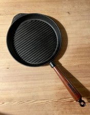 Skeppshult Gusseisen Grillpfanne Ø 25 cm mit Buchenholzgriff