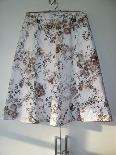 weiß-beige-brauner